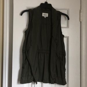 American Eagle Army Green Vest